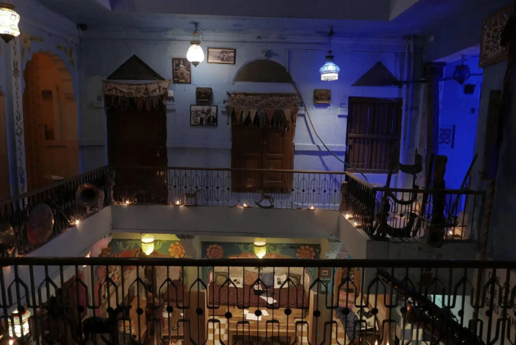 Yogis Guest House
