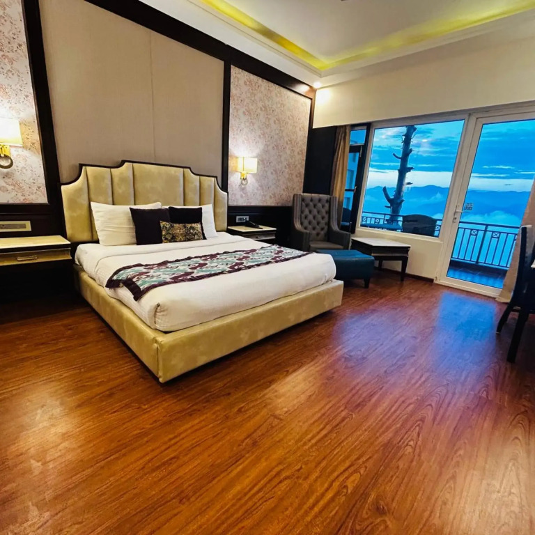 Grand View Hotel