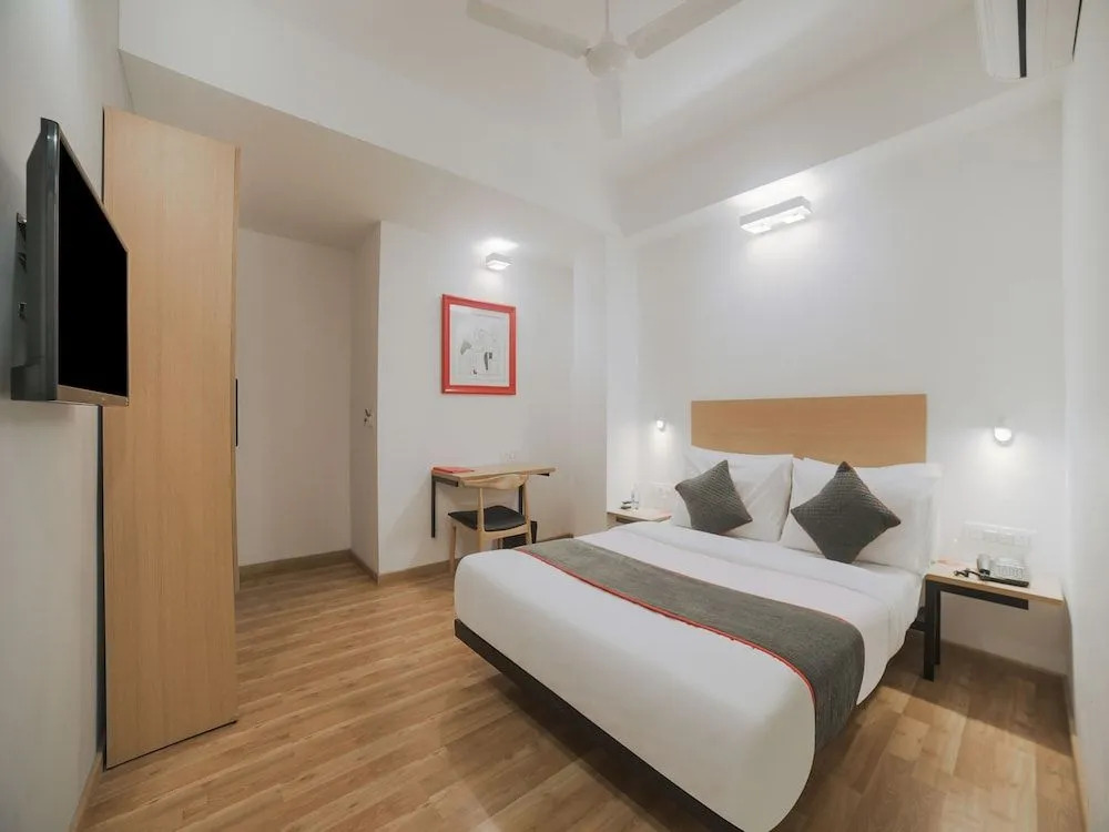 Oyo Townhouse 082 Chander Nagar Janakpuri
