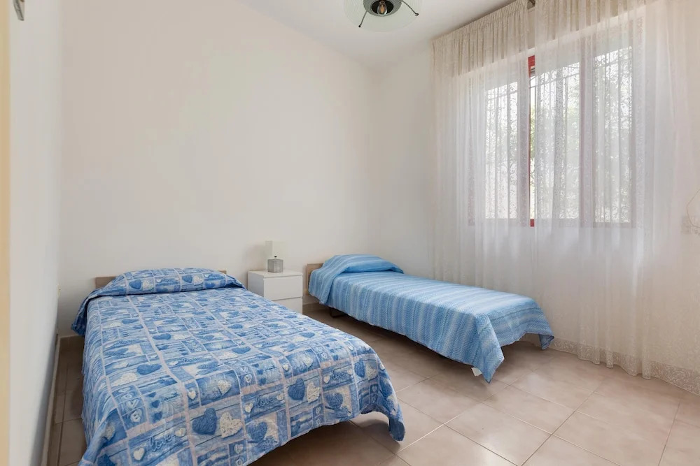 3599 Casa Delma by Barbarhouse