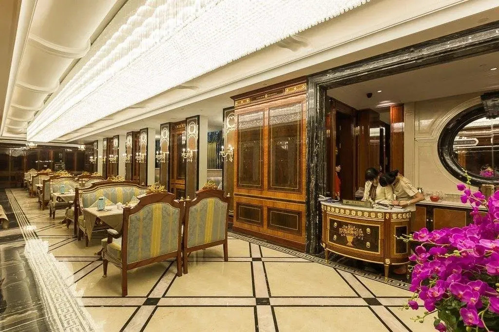 Royal Garden