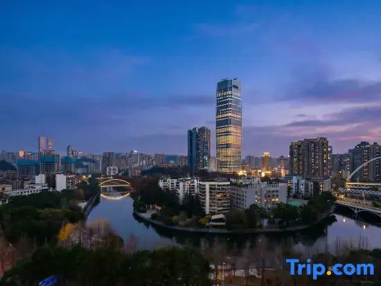 Shangcheng·Yunmin Bed and Breakfast (Guiyang Qingyun Market Branch)