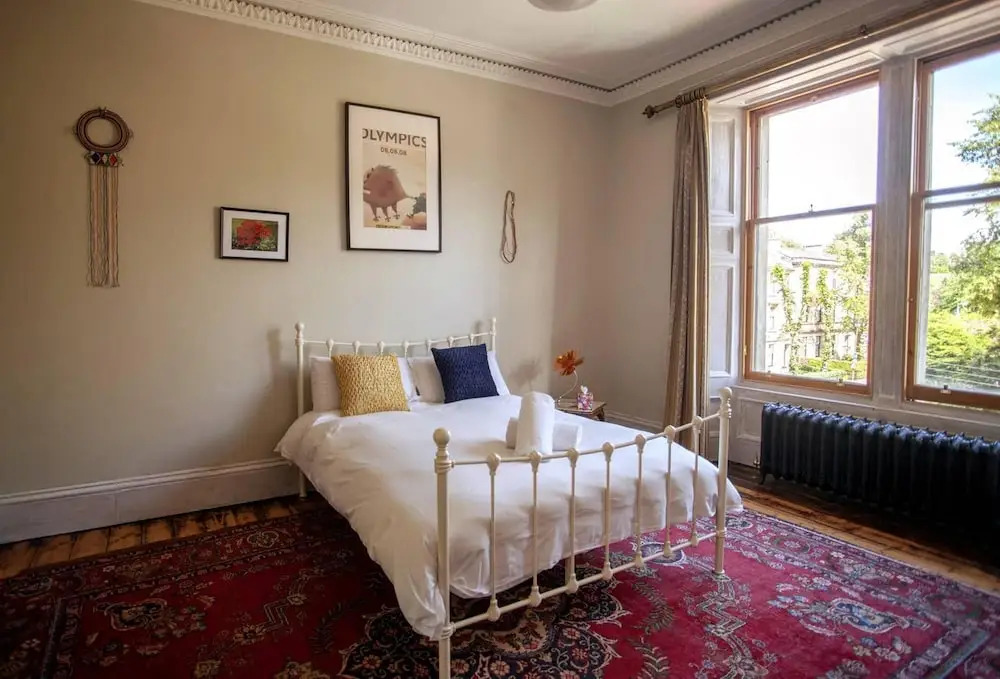 Lawrence Street Apartment