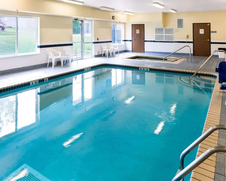 Quality Inn Lakeville North