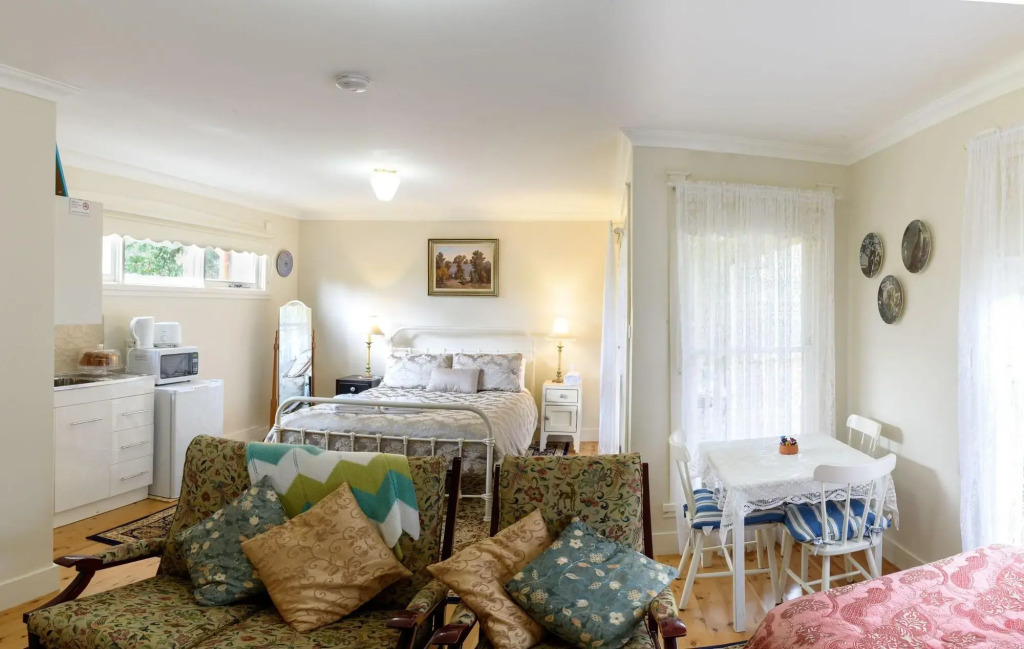 Shelton-Lea B&B