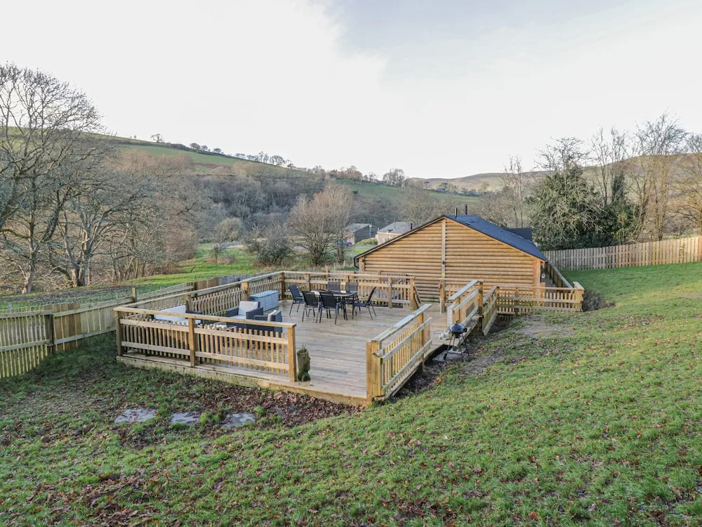 The Paddock, Llanbrynmair