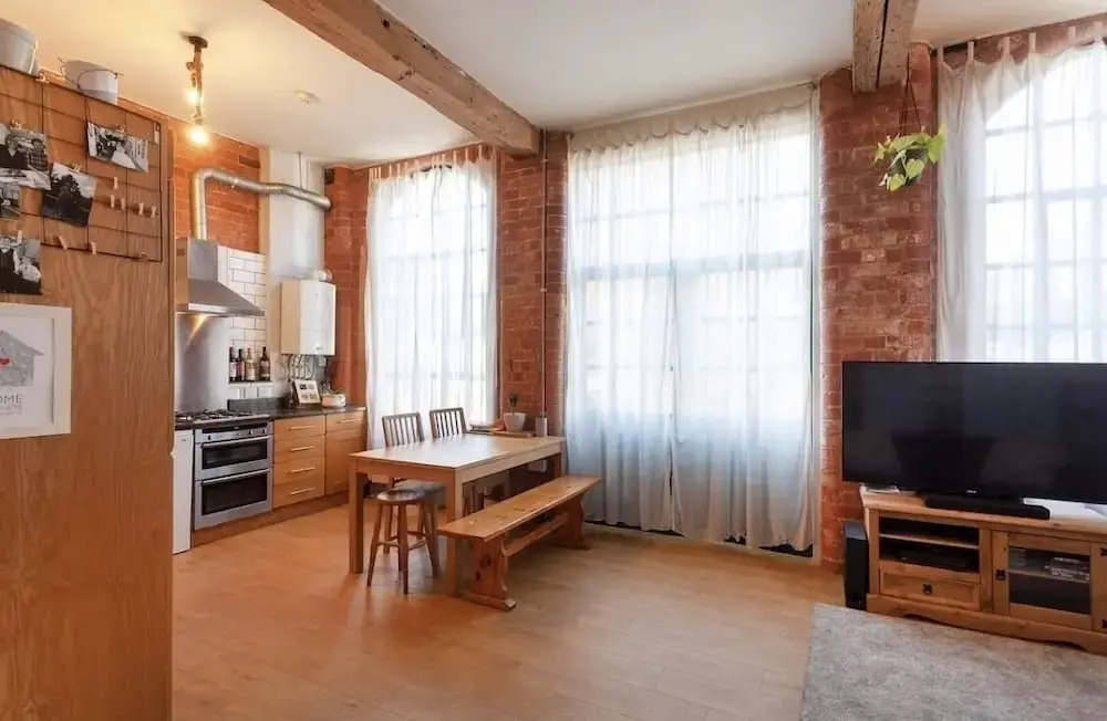 Apartment 74