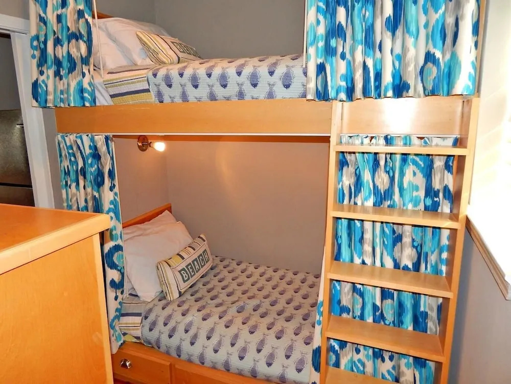 041 Fish Camp #18 1 Bedroom Home