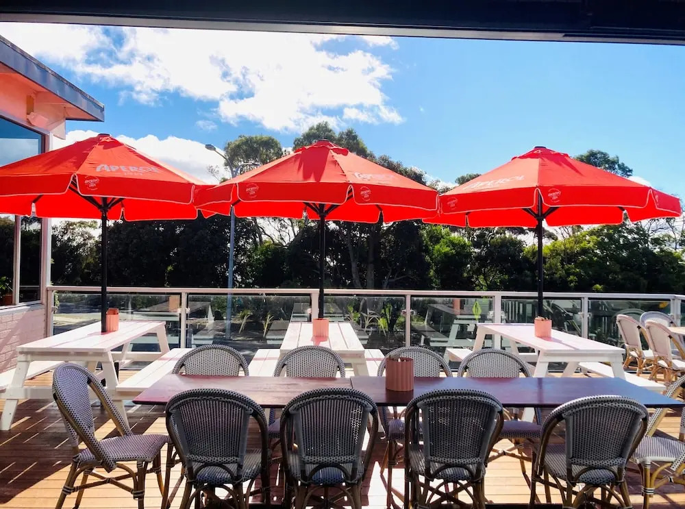 Bridport Bay Inn