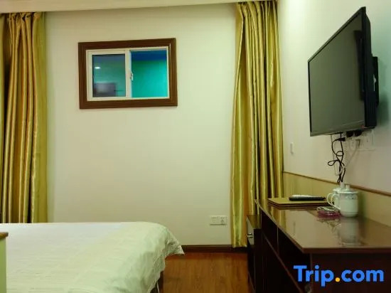Zhixin Hotel (Shanghai Dahua 3rd Road Subway Station Branch)