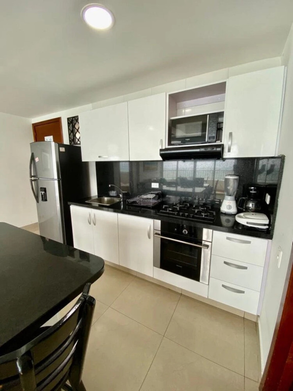 2P1-Al4 Apartamento De 2 Alc Con Aire A.