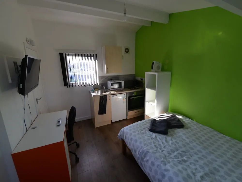 Enticing Apartment in Coventry near Fargo Village