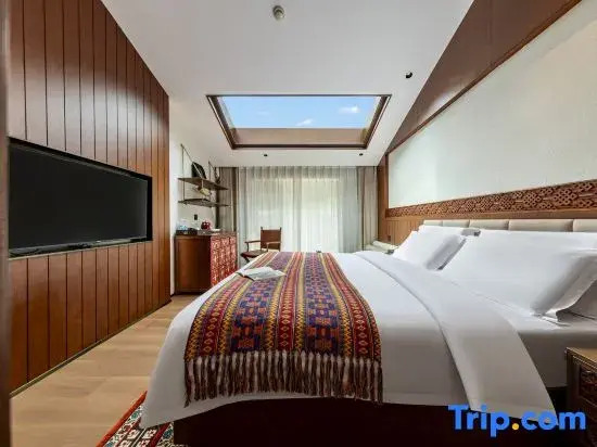 Minshan Yundi Hotel