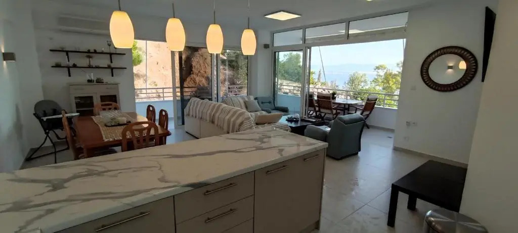 Atlas By Sea Apartment