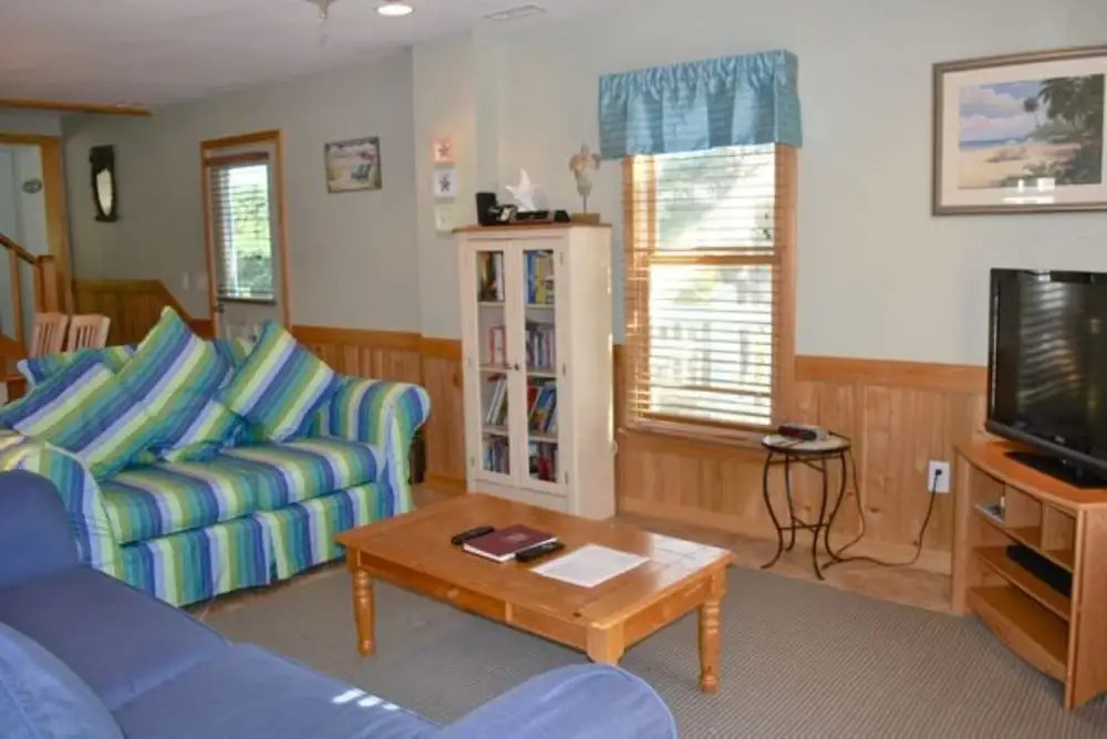 Diamond in the Rough 5 Bedrooms 3 Bathrooms Home