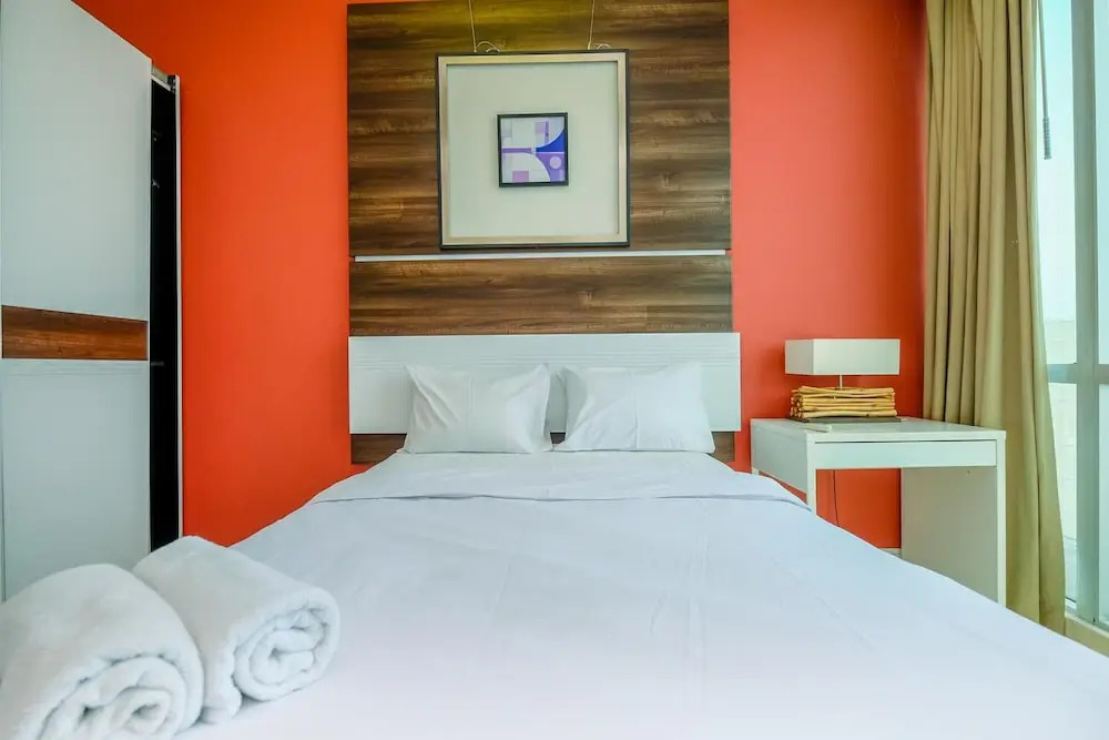 Homey Penthouse 3BR with Extra Room Kemang Village Apartment By Travelio