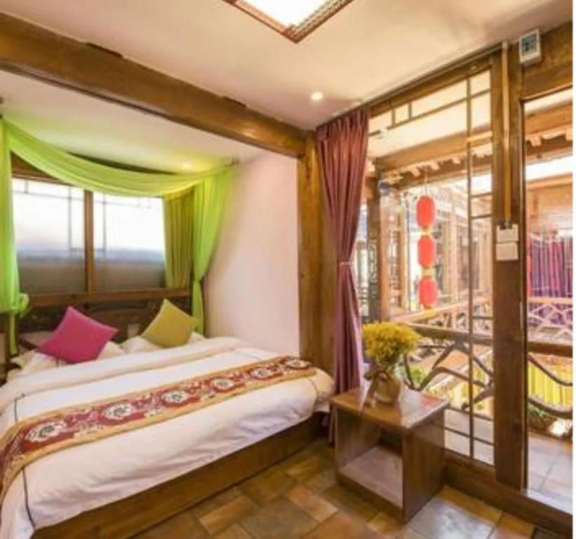 Lijiang Yunfeiyang Inn