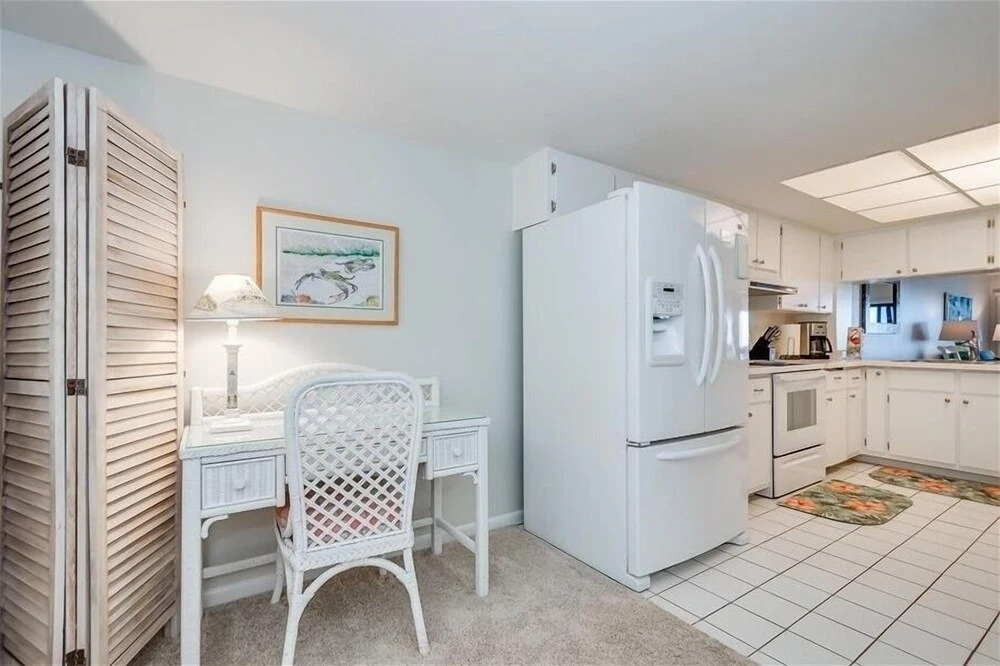 Sea Oats 215 2 Bedroom Home by RedAwning
