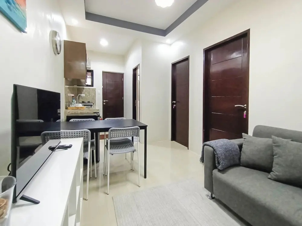 Manzil Anilao Cosy 2 Bedroom Apartment U5
