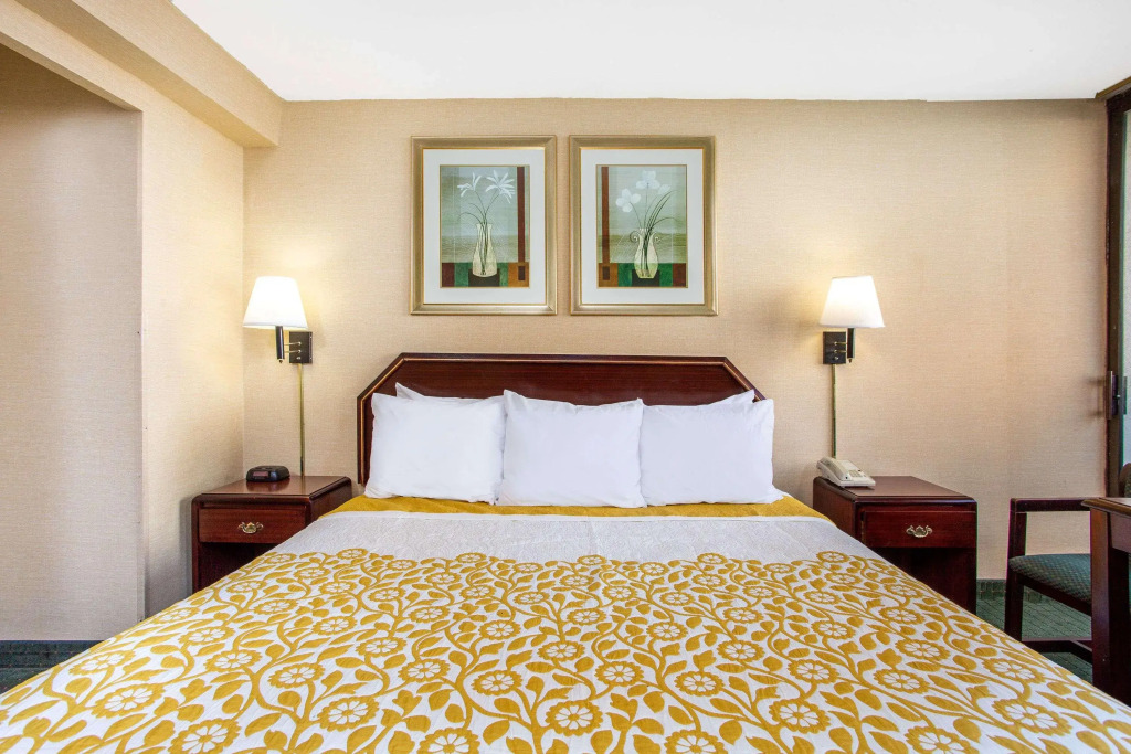 Ramada Limited College Park