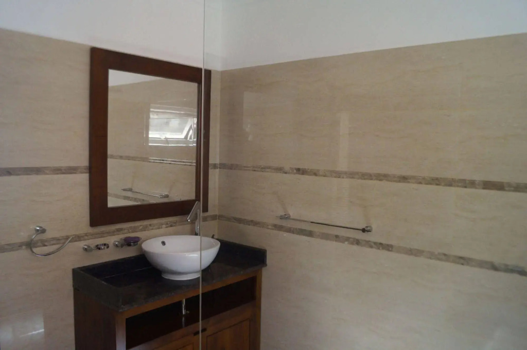 Yasad Residence