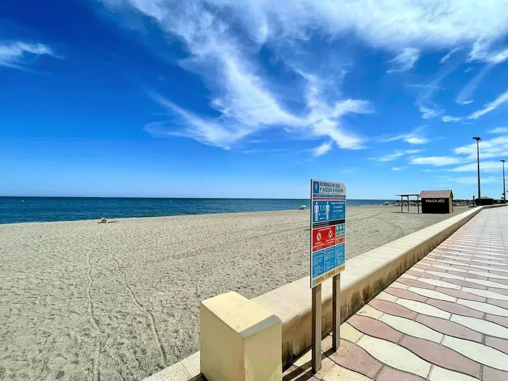 Golf & Beachside Getaway