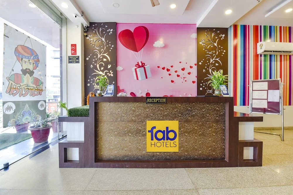 Fabhotel The Palm