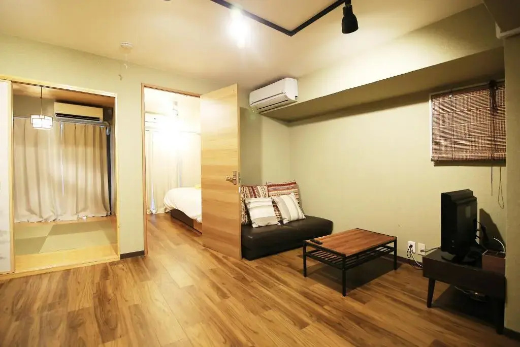 Shinjuku Tenjin 4F