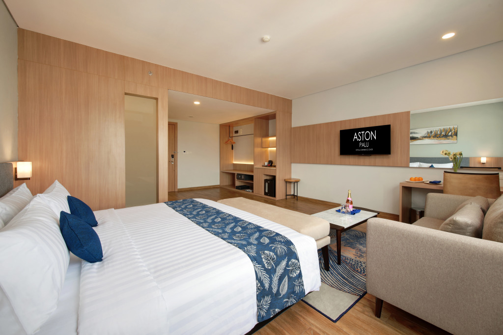 Aston Palu Hotel & Conference Center