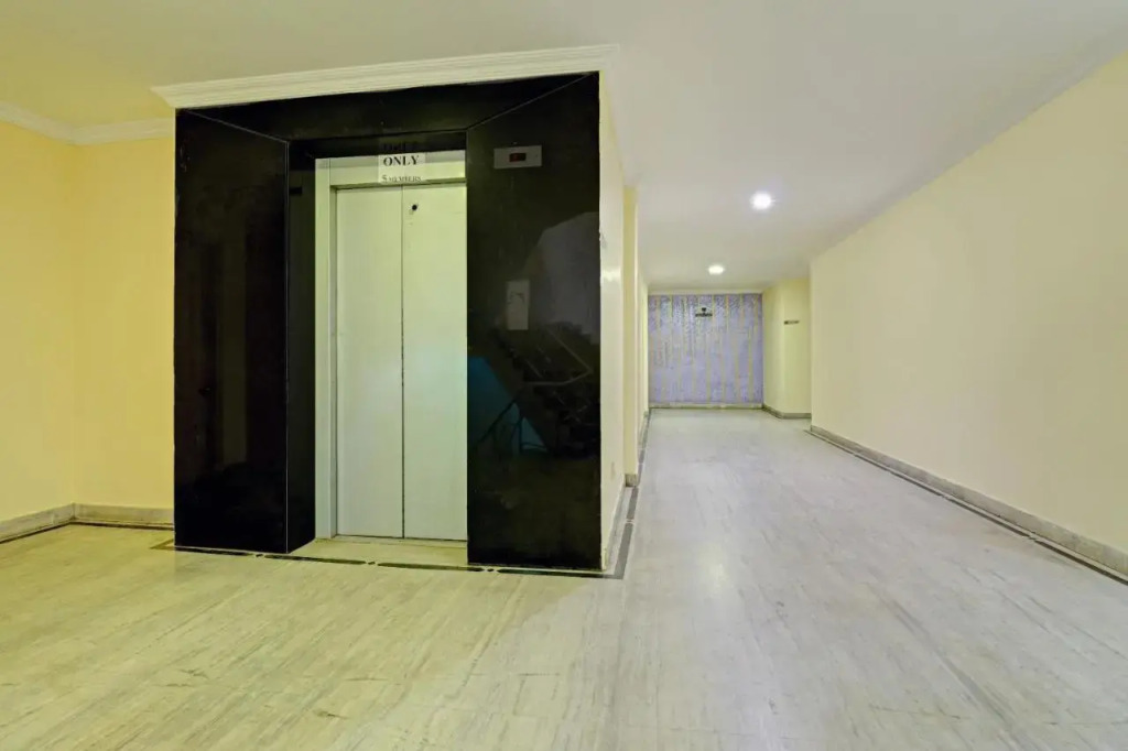 Hotel Sri Sai Grand Central by Oyo