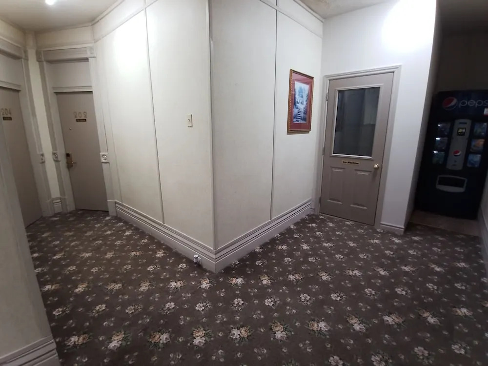 Hotel Bedford