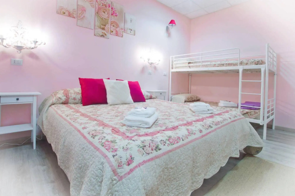Vatican Rooms Accommodation