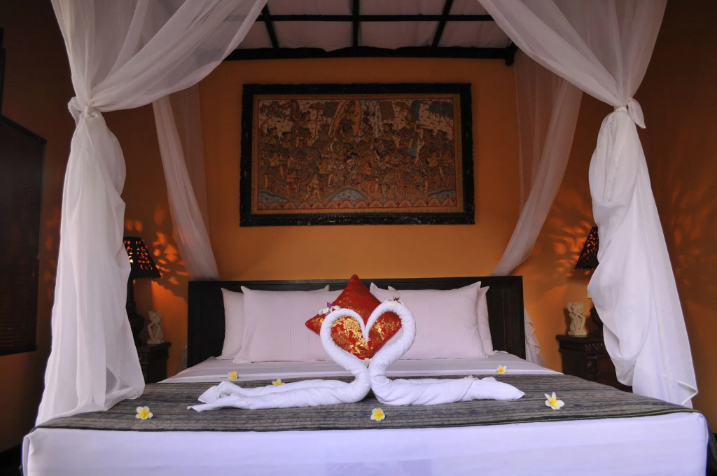 Tirta Sari Bungalow
