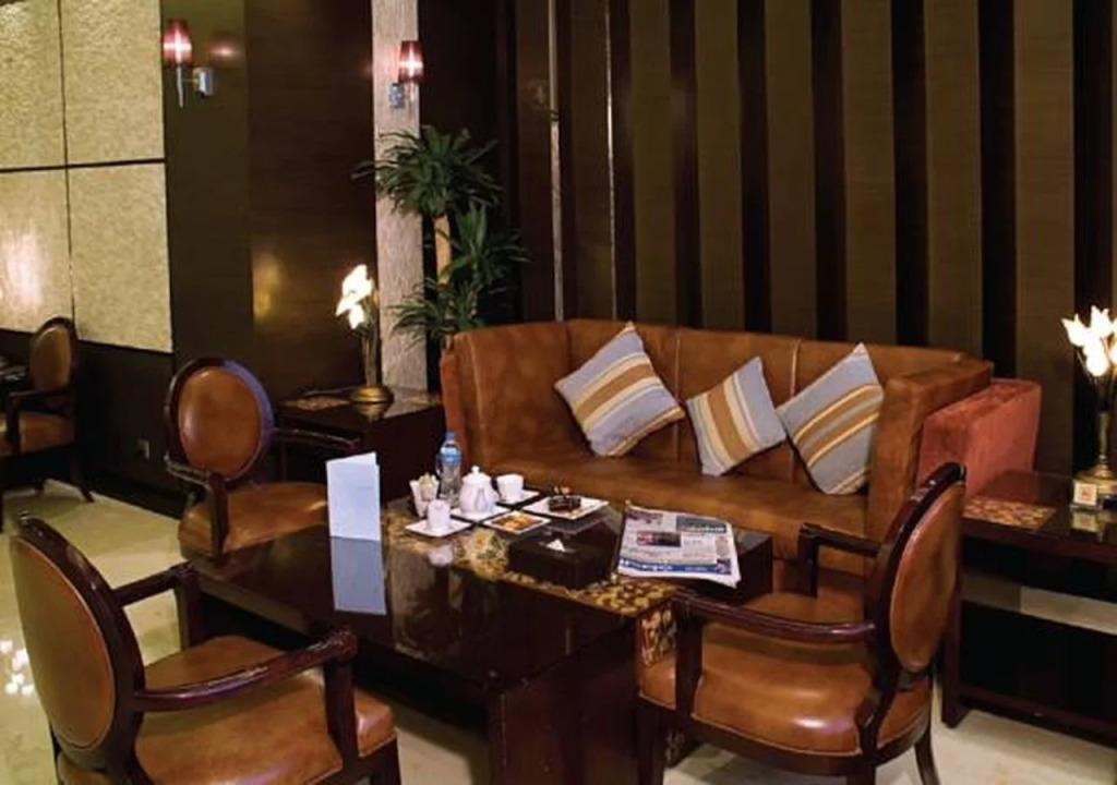 Dar Al Eiman Royal Hotel