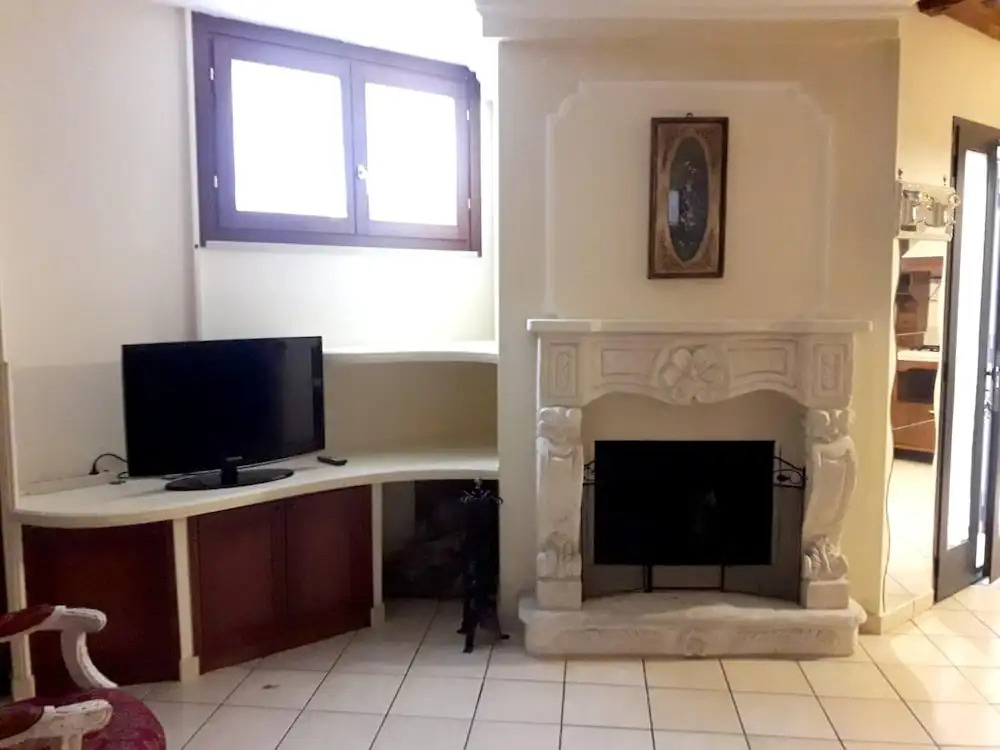 Studio in Taranto, With Enclosed Garden and Wifi Near the Slopes