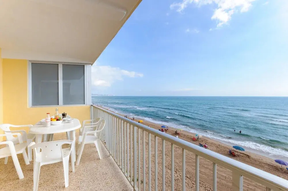 Turia - Apartment In El Brosquil