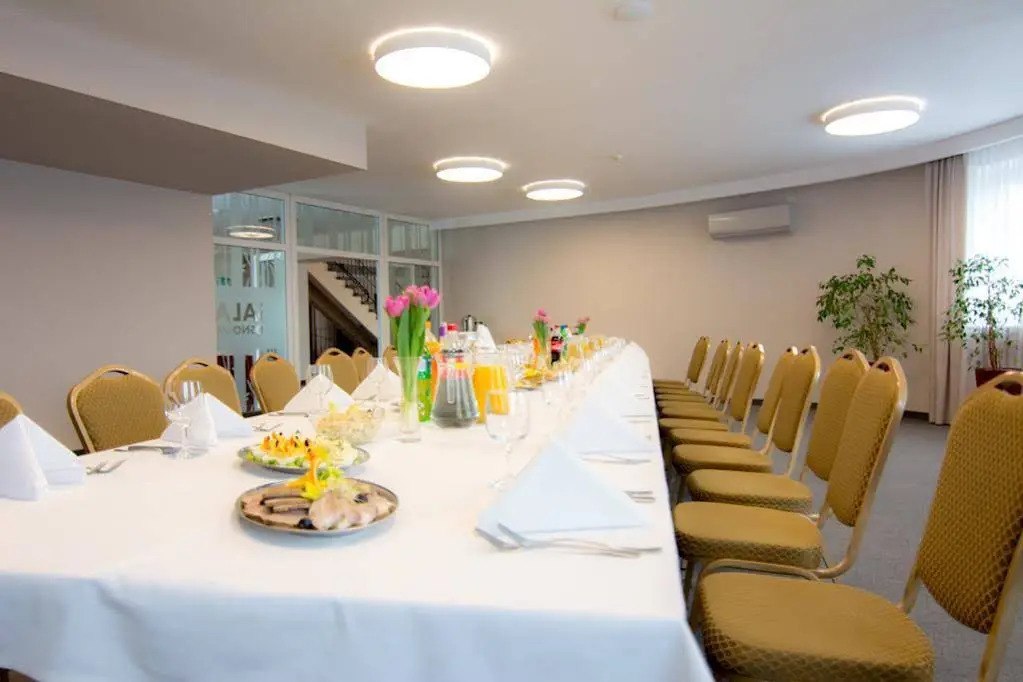 Centrum Konferencyjno-Apartamentowe Mrówka