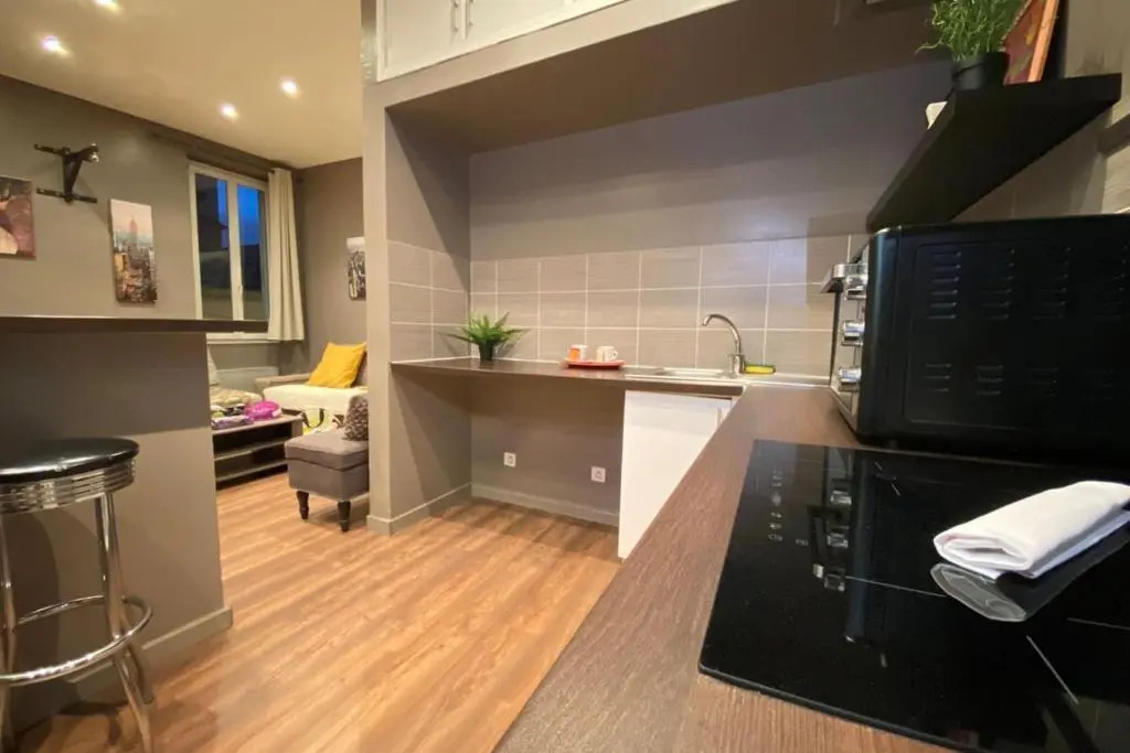 L'atelier T2 Spacieux Clim-Wifi-Netflix