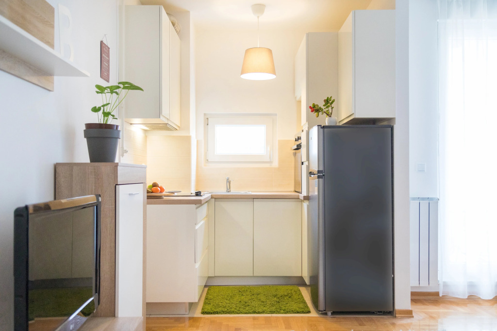 Cute and Sunny Studio in Zagreb With Balcony & Free Parking