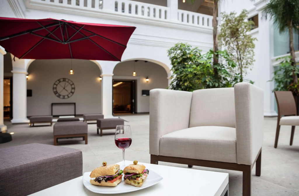 Doubletree By Hilton Toluca