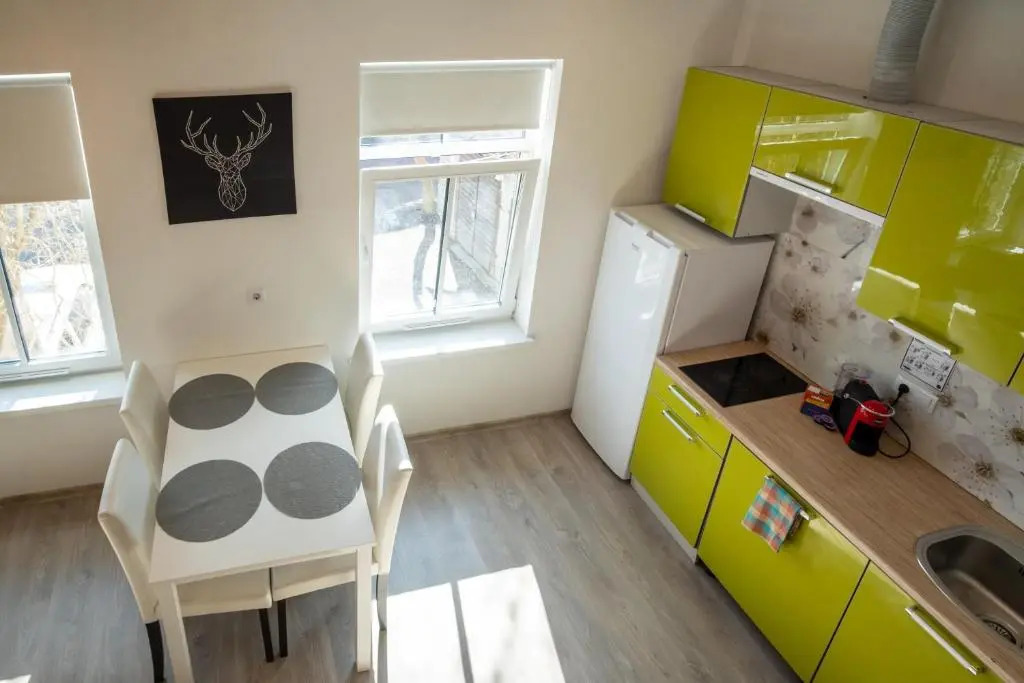 Contact Free Apartments with free parking