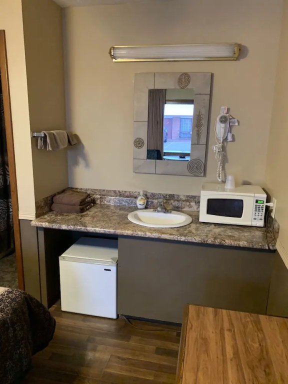 Blue Spruce Motel