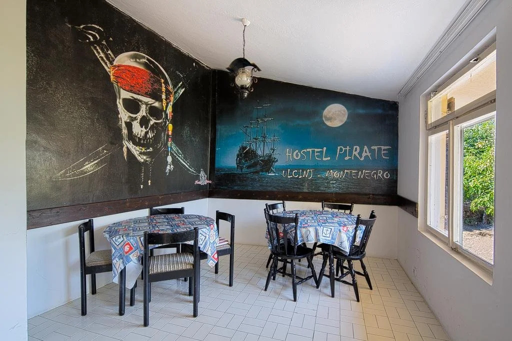 Pirate Backpackers