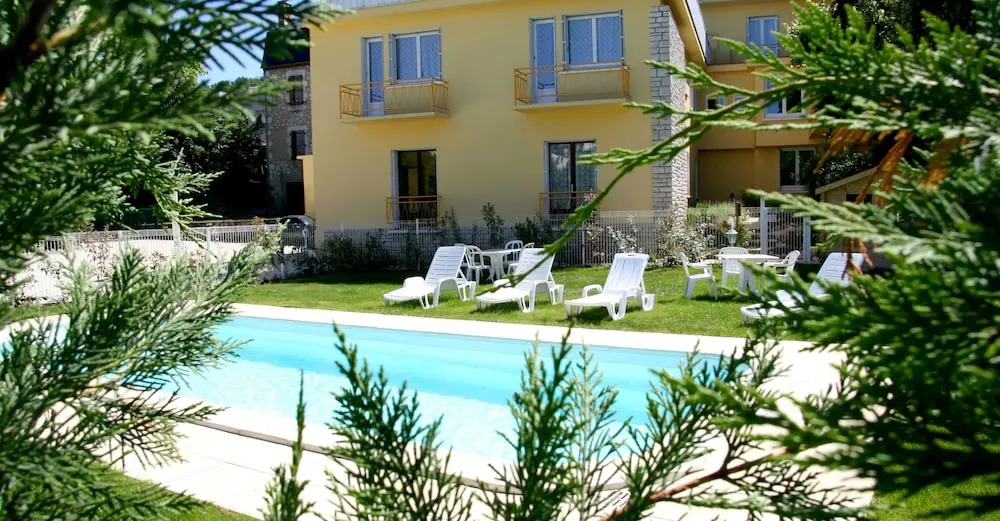 Les Ambassadeurs hôtel 3 Etoiles nouvelles chambres 2026 logis hôtel
