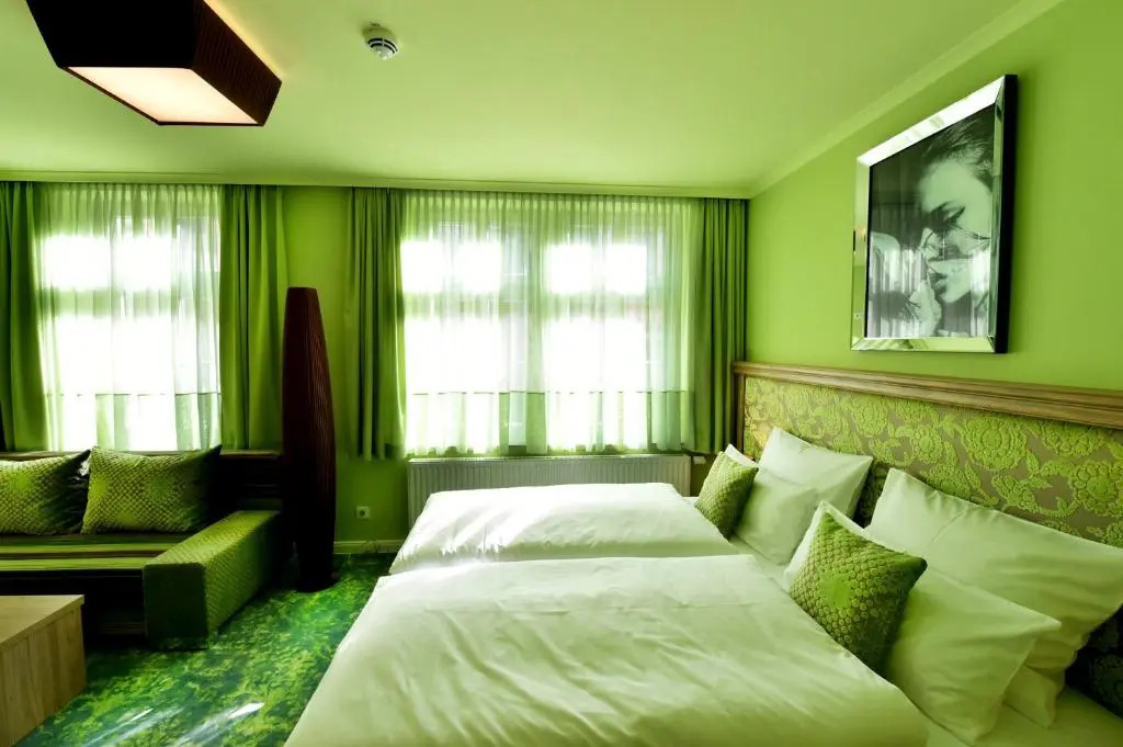 MOMENTS Boutique Hotel