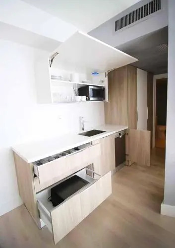 Boutique Hotel Suite 1215 West Avenue