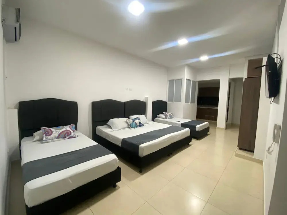 Hotel JARDIN PLAZA BY SGH