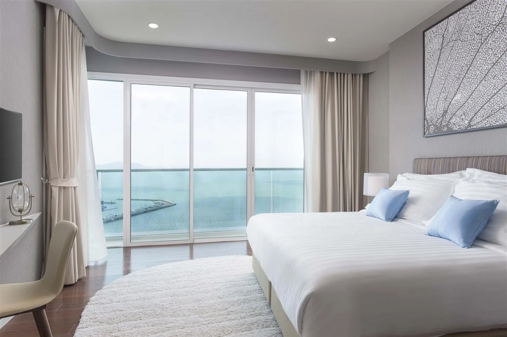 White Sand Beach Residences Pattaya