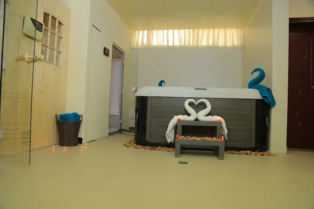 Sunland International Hotel