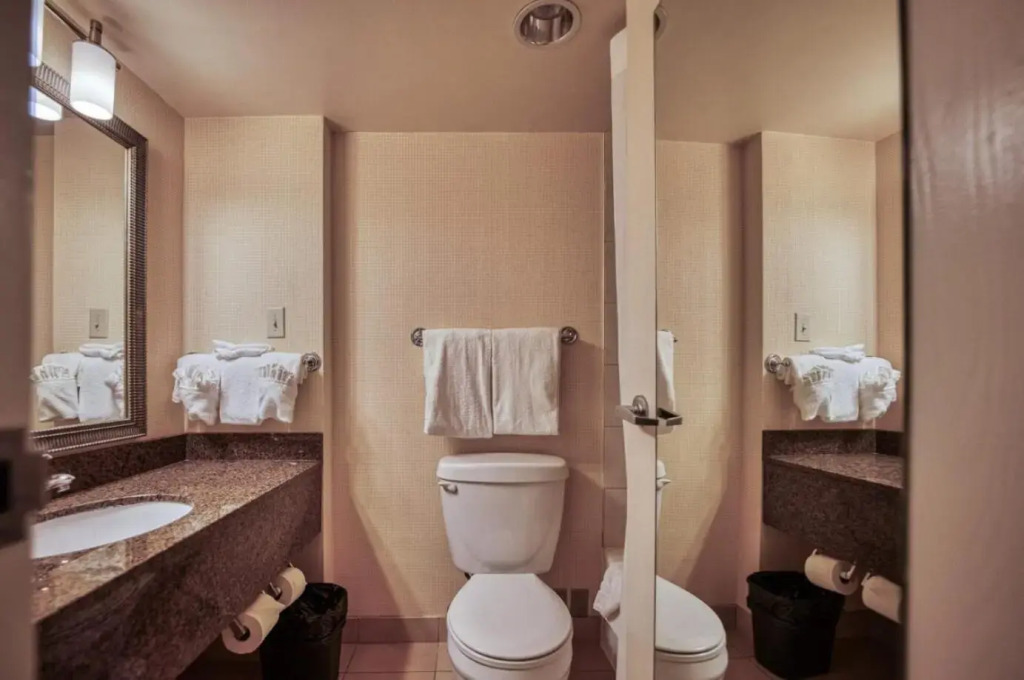 Amenida Residences, Calgary